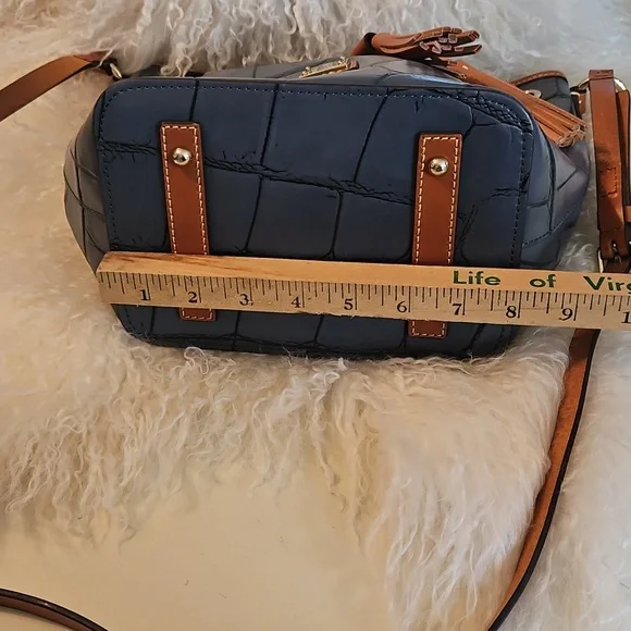 Dooney & Bourke Blue Croc Drawstring Bag & Matching Wristlet - Picture 8 of 12